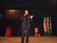 Sergio Poves Campos recitando una poesa andaluza