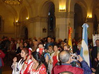 Durante la Misa del Rocío en la Basílica de Lourdes
